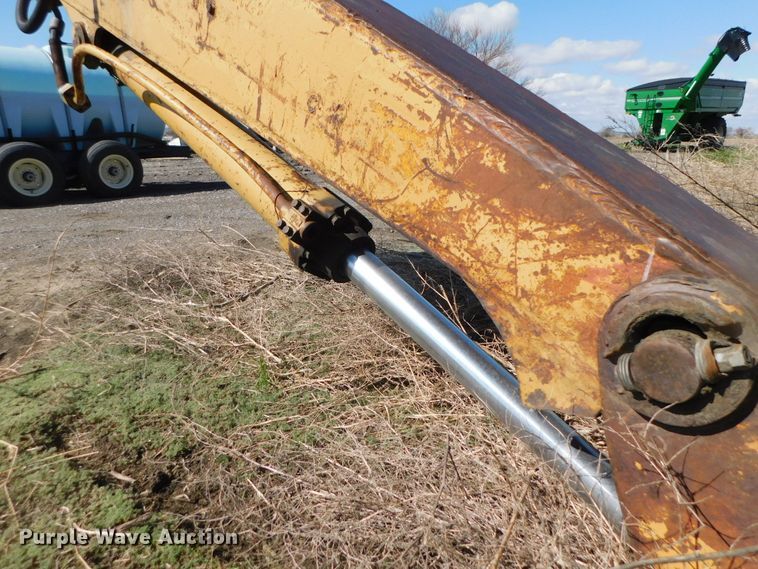 image for item DK8517 1976 Caterpillar 225  excavator