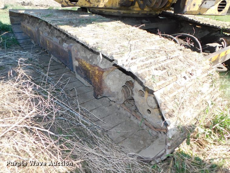 image for item DK8517 1976 Caterpillar 225  excavator