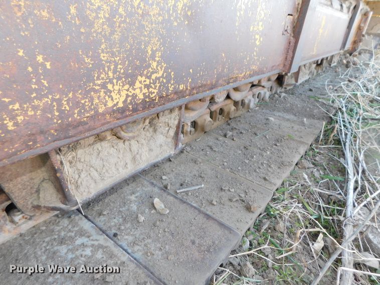 image for item DK8517 1976 Caterpillar 225  excavator