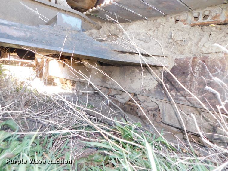 image for item DK8517 1976 Caterpillar 225  excavator