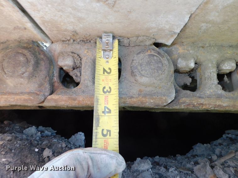 image for item DK8517 1976 Caterpillar 225  excavator