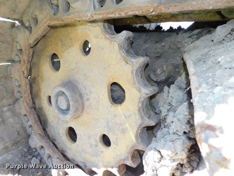 image for item DK8517 1976 Caterpillar 225  excavator