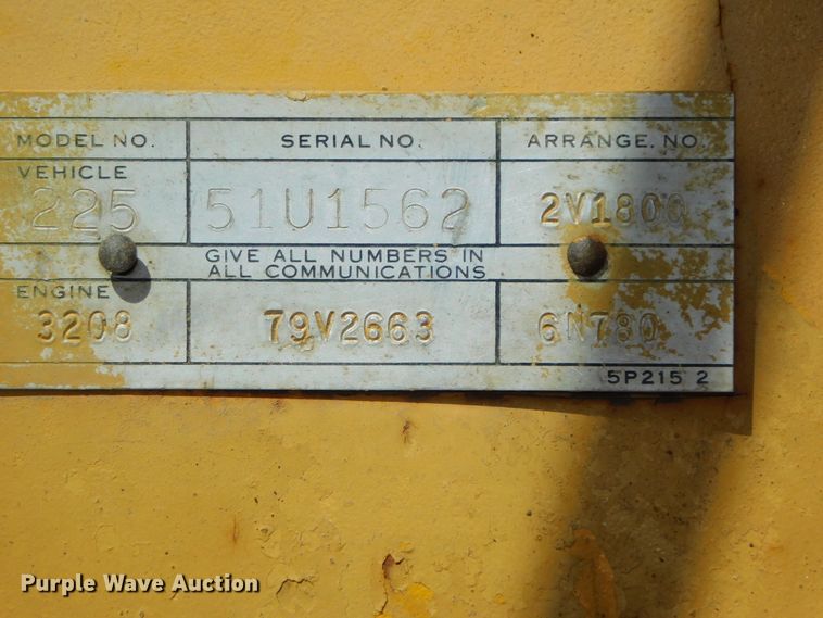 image for item DK8517 1976 Caterpillar 225  excavator