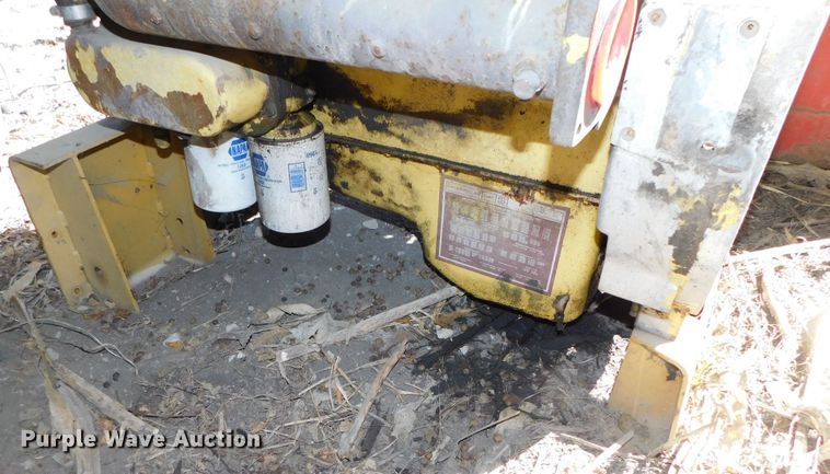 image for item DK8517 1976 Caterpillar 225  excavator