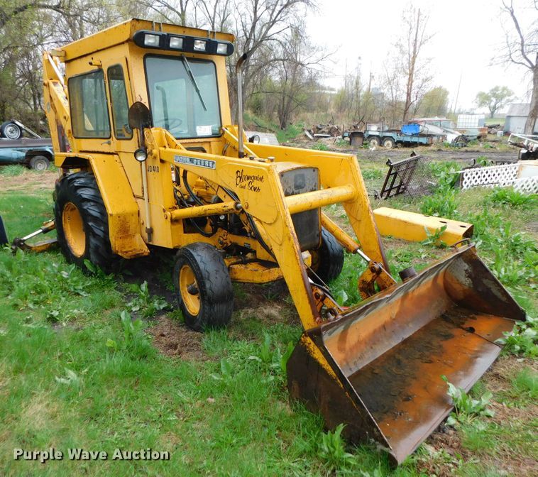 image for item DK8519 John Deere 410D  backhoe