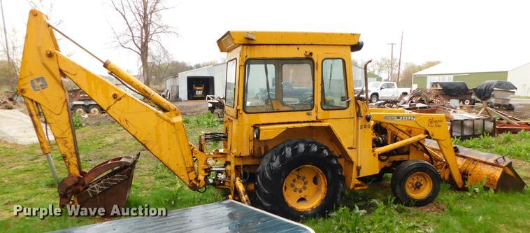 image for item DK8519 John Deere 410D  backhoe