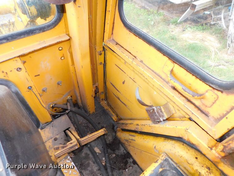 image for item DK8519 John Deere 410D  backhoe