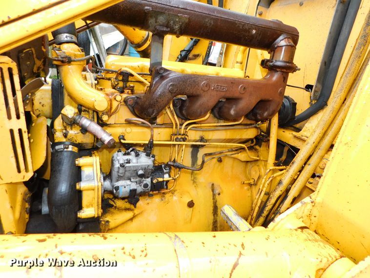 image for item DK8519 John Deere 410D  backhoe