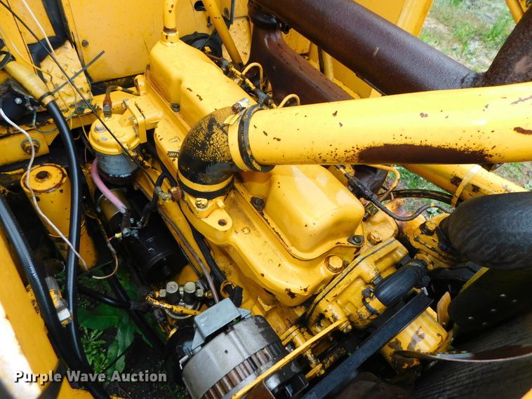 image for item DK8519 John Deere 410D  backhoe