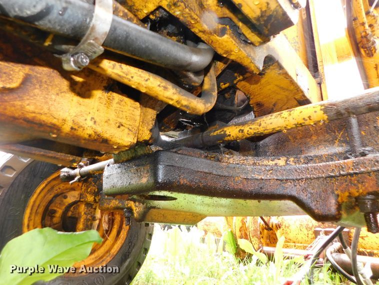 image for item DK8519 John Deere 410D  backhoe