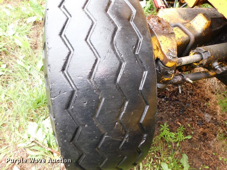 image for item DK8519 John Deere 410D  backhoe