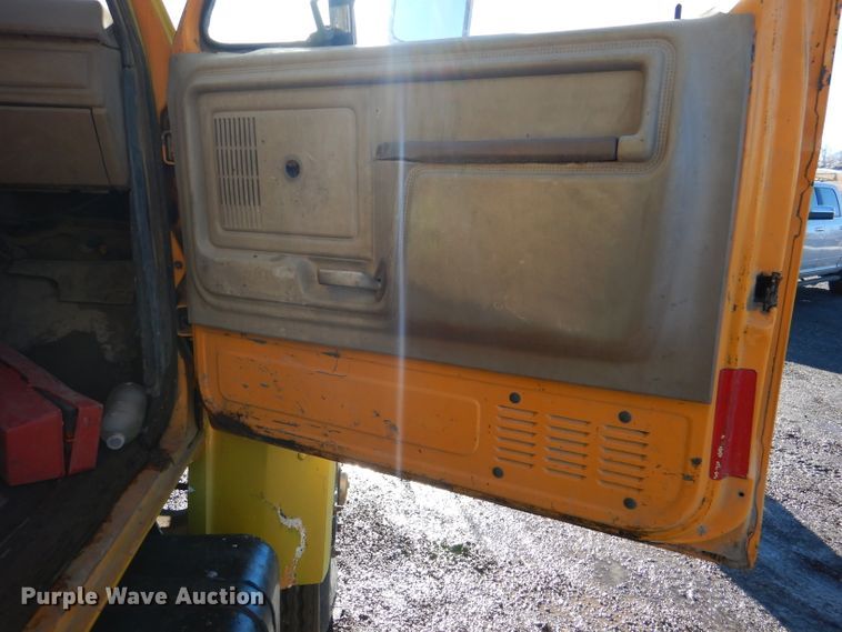 image for item DL2178 1987 Ford FT8000  dump truck