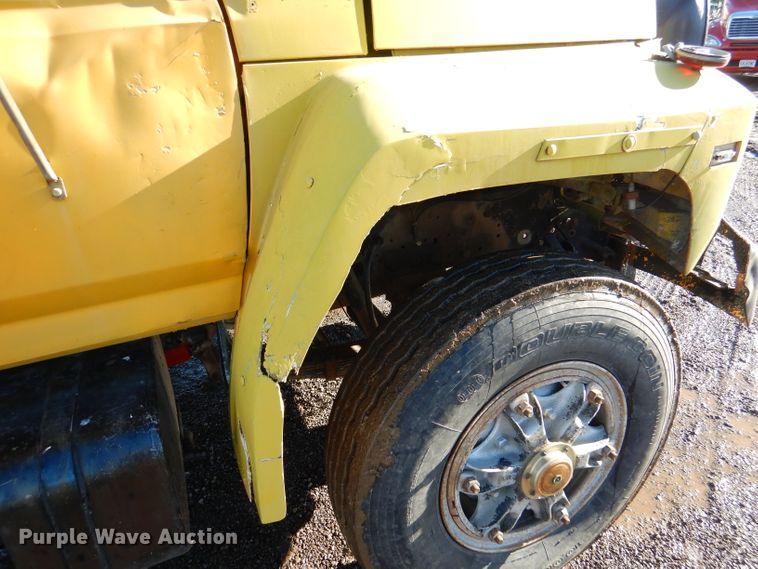 image for item DL2178 1987 Ford FT8000  dump truck