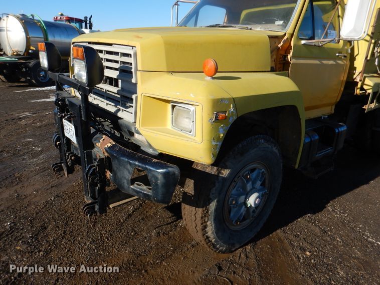 image for item DL2178 1987 Ford FT8000  dump truck