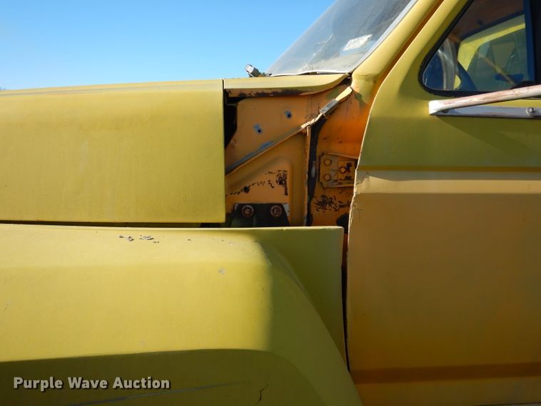 image for item DL2178 1987 Ford FT8000  dump truck