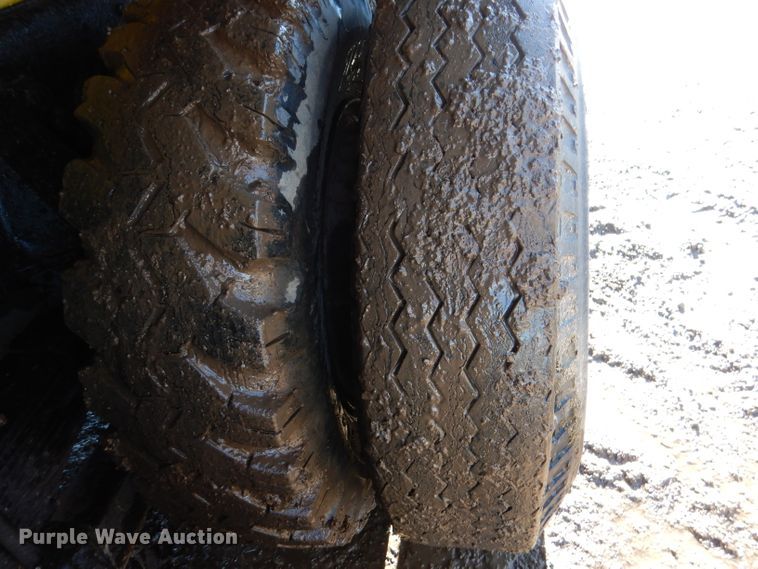 image for item DL2178 1987 Ford FT8000  dump truck