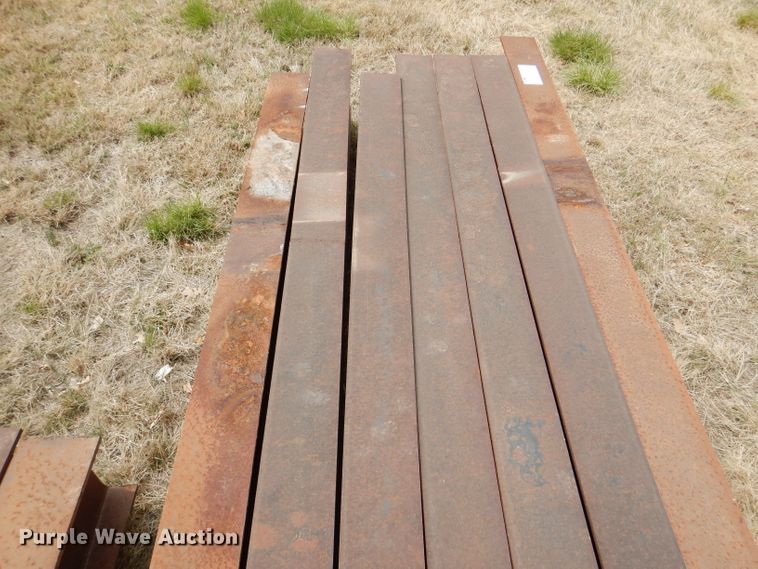 image for item DL2931 (10) I-beams