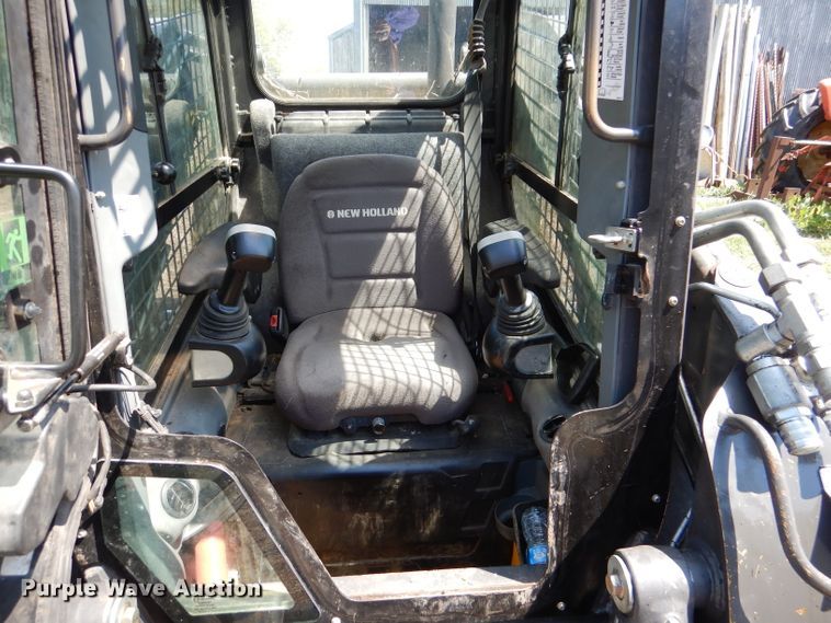 image for item DL2952 2012 New Holland C238  tracked skid steer loader