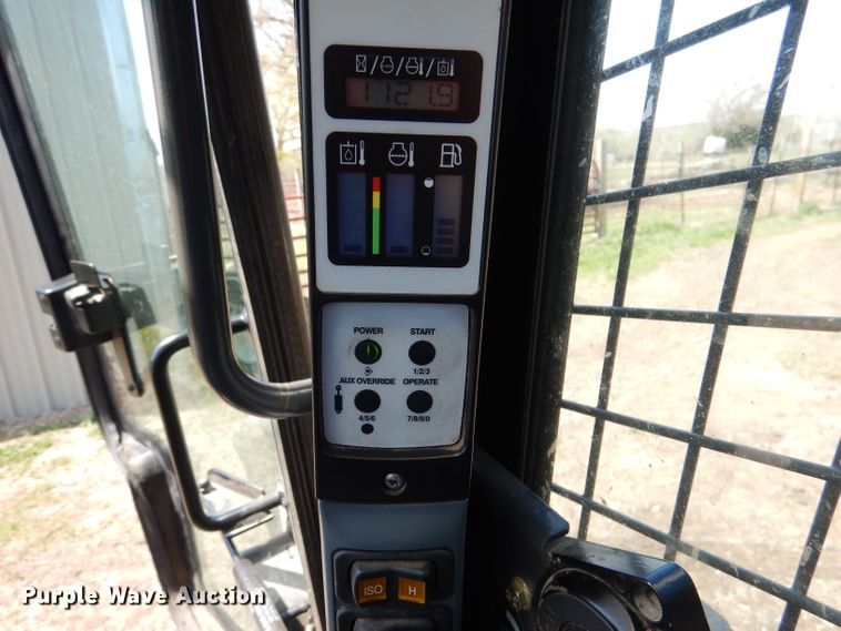 image for item DL2952 2012 New Holland C238  tracked skid steer loader