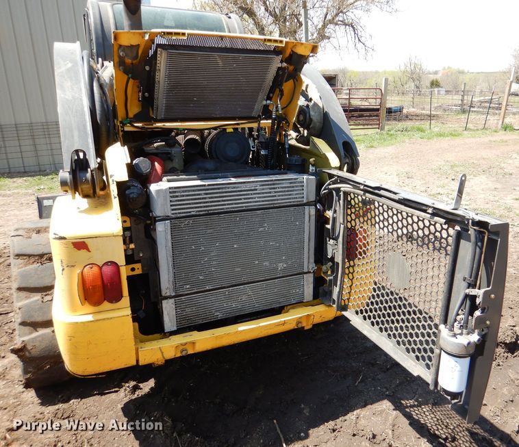 image for item DL2952 2012 New Holland C238  tracked skid steer loader