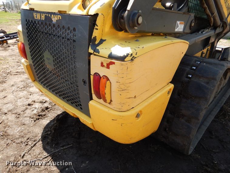 image for item DL2952 2012 New Holland C238  tracked skid steer loader