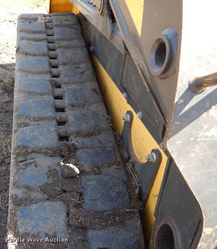 image for item DL2952 2012 New Holland C238  tracked skid steer loader