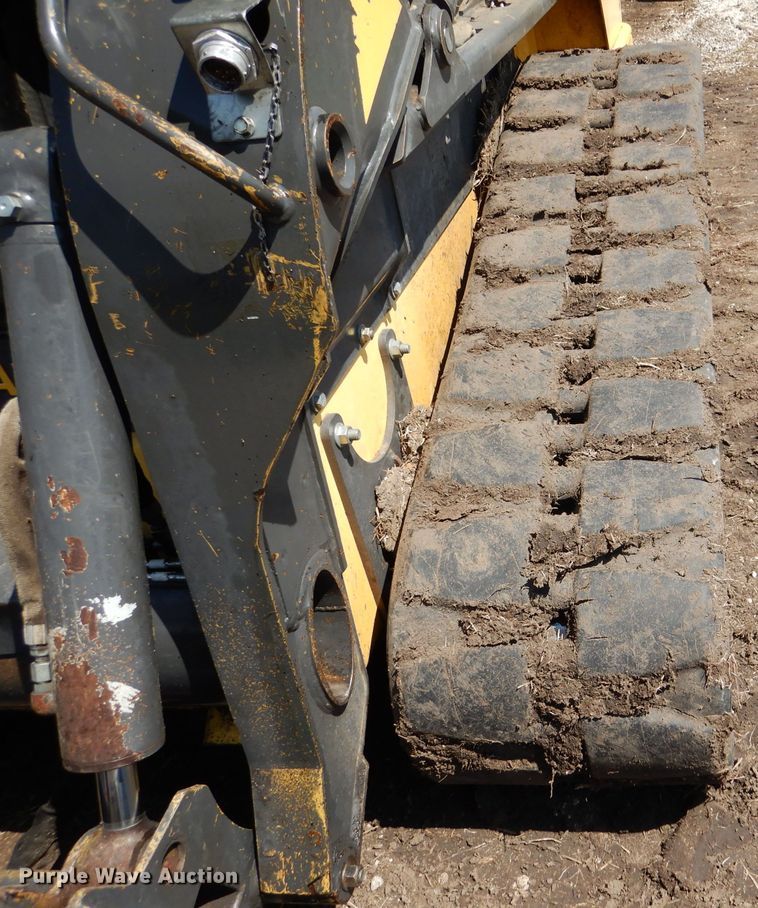 image for item DL2952 2012 New Holland C238  tracked skid steer loader