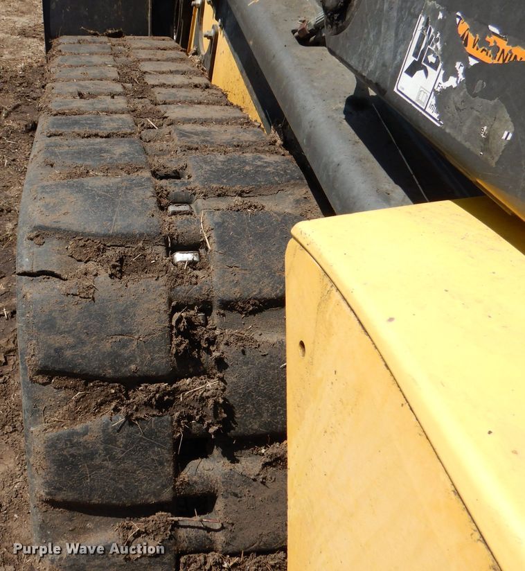 image for item DL2952 2012 New Holland C238  tracked skid steer loader