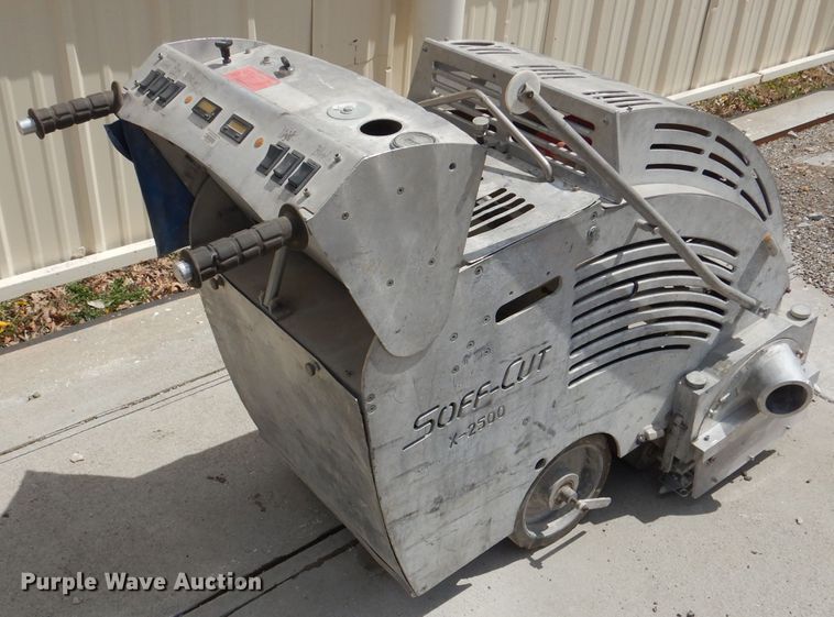 image for item DL2964 Soff-Cut X-2500 concrete saw
