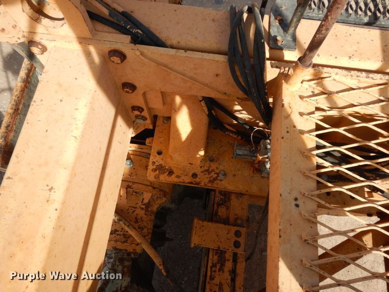 image for item DM2910 CMI PS-350  paver