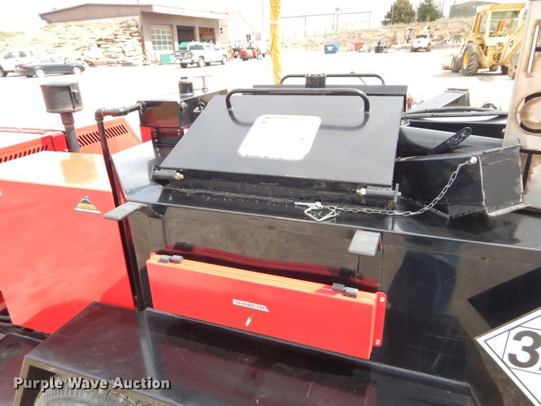 image for item DM4272 2012 Cimline 230 Magma melter applicator