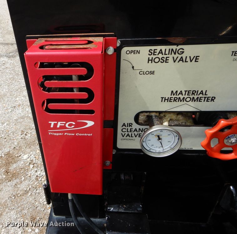 image for item DM4272 2012 Cimline 230 Magma melter applicator