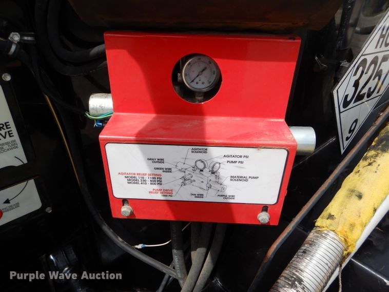 image for item DM4272 2012 Cimline 230 Magma melter applicator