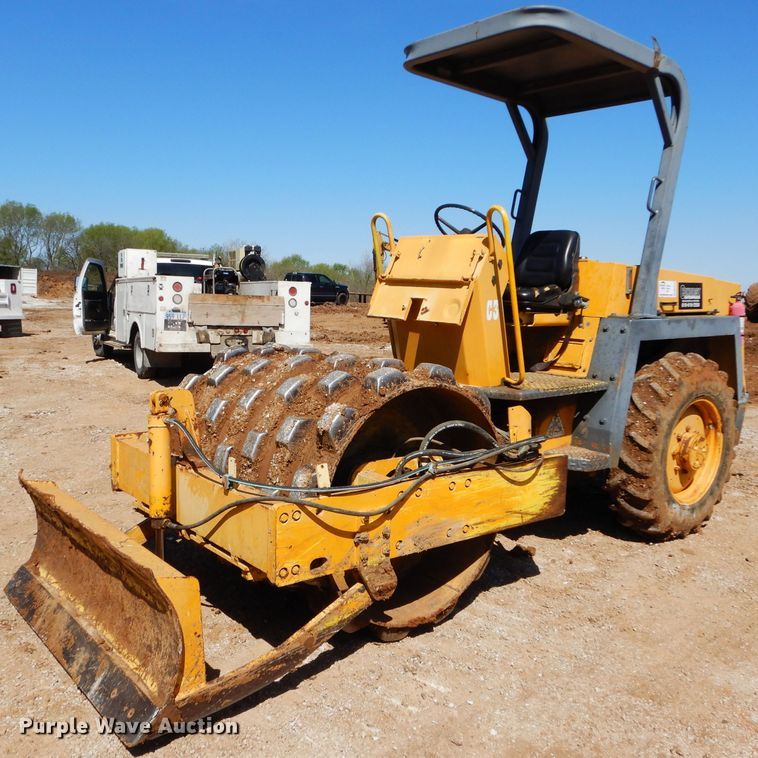 image for item DM4275 Bomag BW142PDB single drum vibratory roller