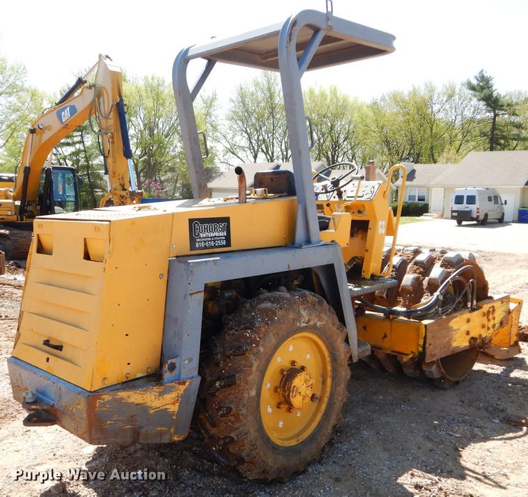 image for item DM4275 Bomag BW142PDB single drum vibratory roller