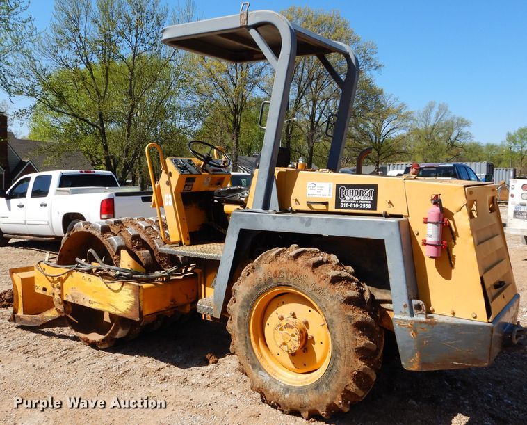 image for item DM4275 Bomag BW142PDB single drum vibratory roller