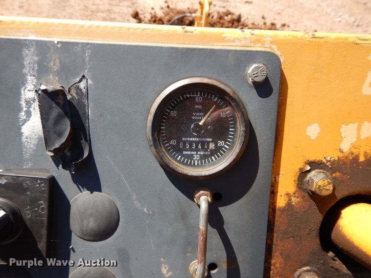 image for item DM4275 Bomag BW142PDB single drum vibratory roller