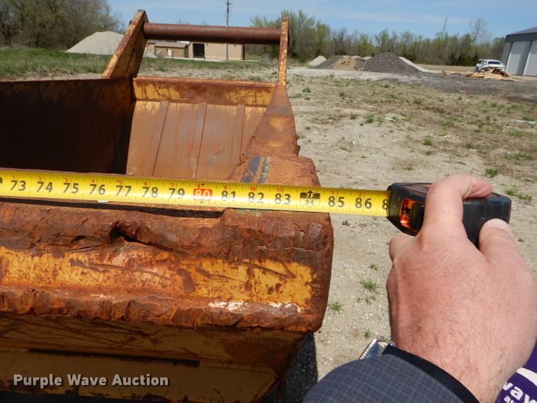 image for item DM4276 6AR8779 bedding box