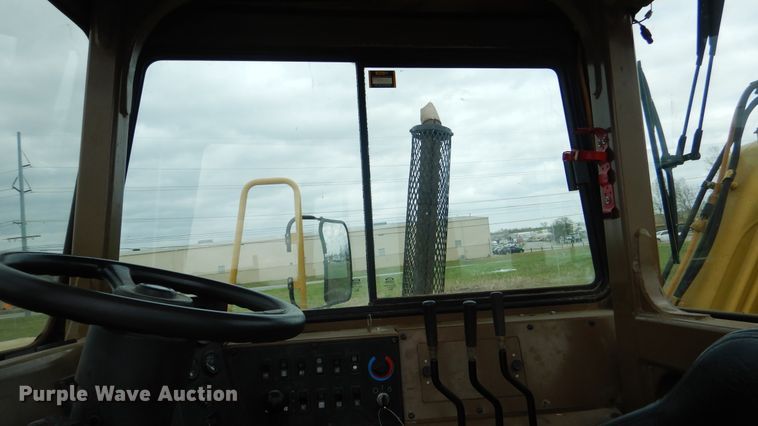 image for item ES9645 2007 Caterpillar 613C  elevating scraper