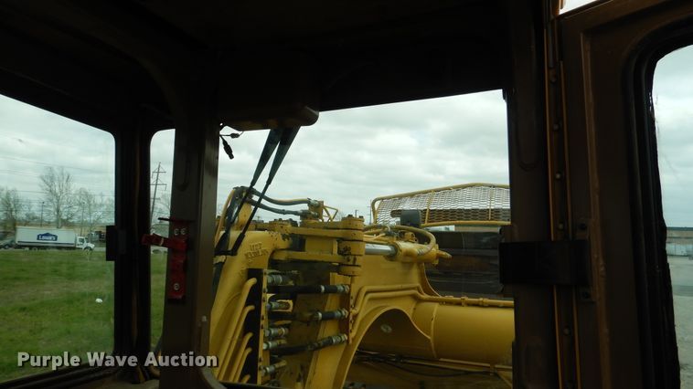 image for item ES9645 2007 Caterpillar 613C  elevating scraper