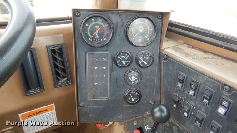 image for item ES9645 2007 Caterpillar 613C  elevating scraper