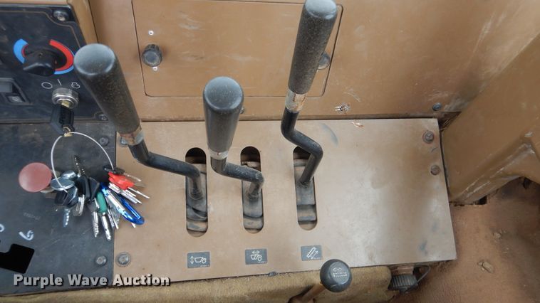 image for item ES9645 2007 Caterpillar 613C  elevating scraper