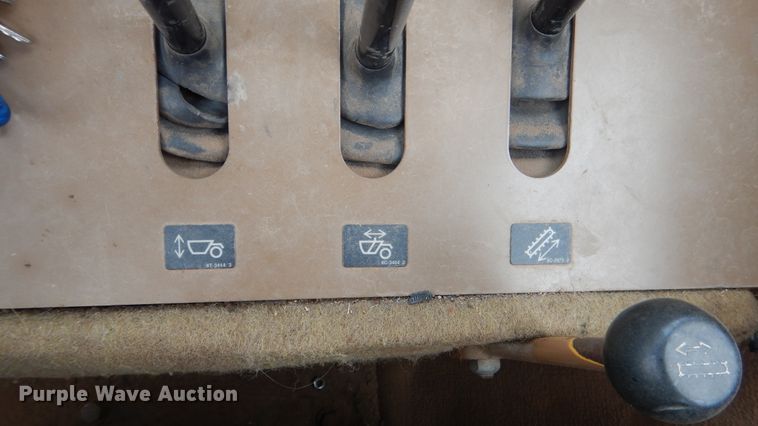 image for item ES9645 2007 Caterpillar 613C  elevating scraper