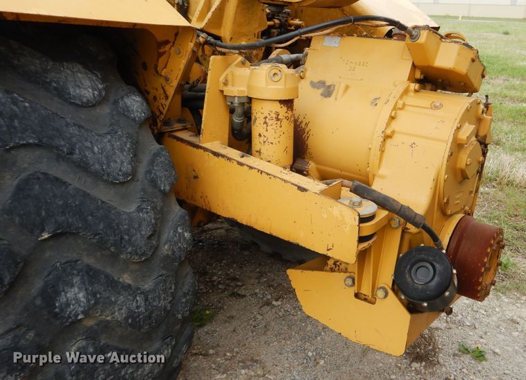 image for item ES9645 2007 Caterpillar 613C  elevating scraper