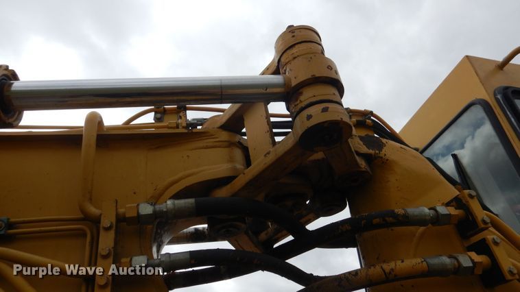 image for item ES9645 2007 Caterpillar 613C  elevating scraper