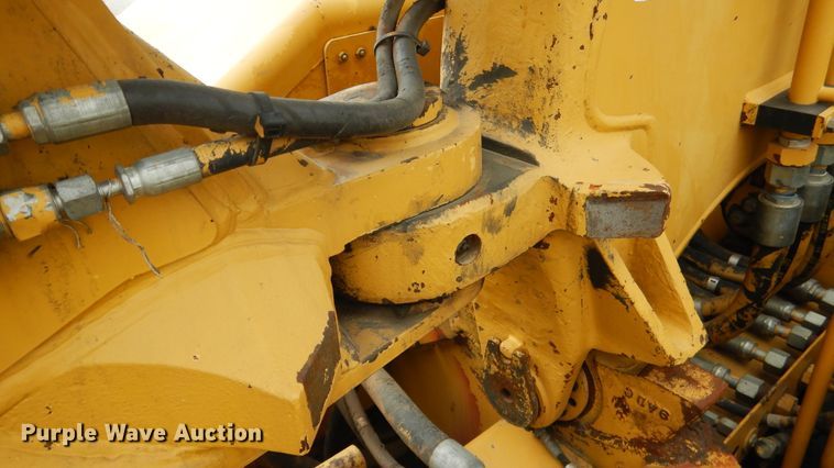 image for item ES9645 2007 Caterpillar 613C  elevating scraper