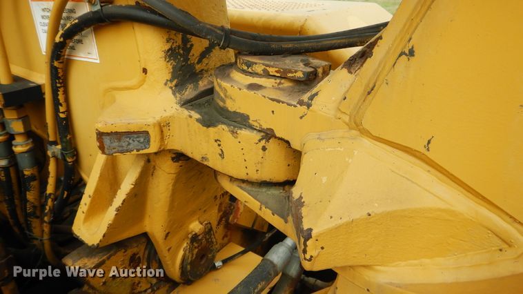 image for item ES9645 2007 Caterpillar 613C  elevating scraper