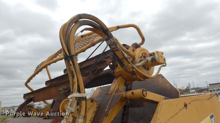 image for item ES9645 2007 Caterpillar 613C  elevating scraper