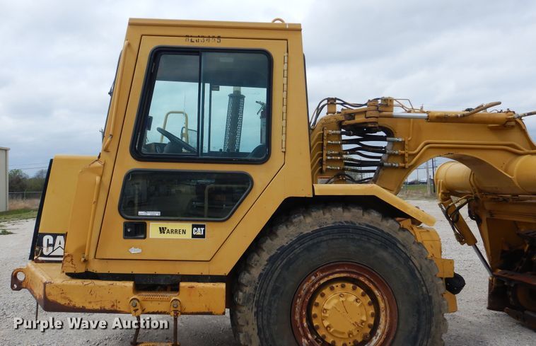 image for item ES9646 2006 Caterpillar 613C  elevating scraper