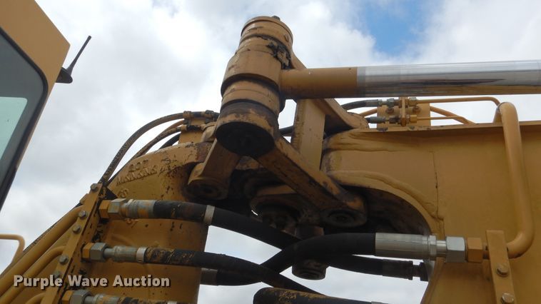 image for item ES9646 2006 Caterpillar 613C  elevating scraper